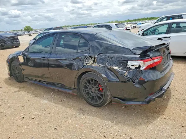 4T1NZ1AK8LU038523 2020 TOYOTA CAMRY - Image 2