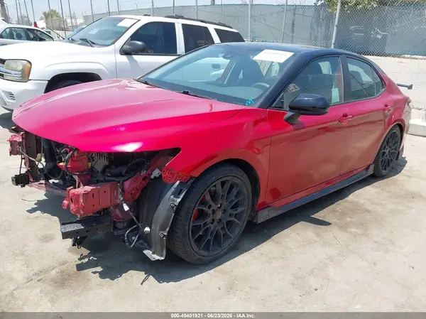 4T1NZ1AK8LU040966 2020 TOYOTA CAMRY - Image 2