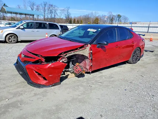 4T1NZ1AK9LU038921 2020 TOYOTA CAMRY - Image 1