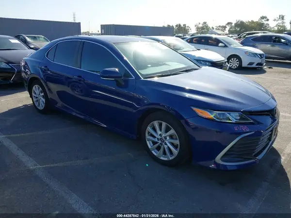 4T1R11AK0PU099850 2023 TOYOTA CAMRY - Image 1