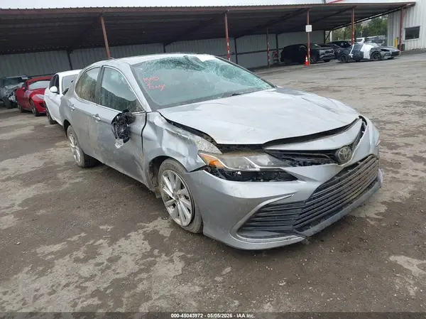 4T1R11AK0PU740124 2023 TOYOTA CAMRY - Image 1