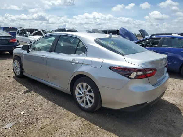 4T1R11AK0PU746179 2023 TOYOTA CAMRY - Image 2