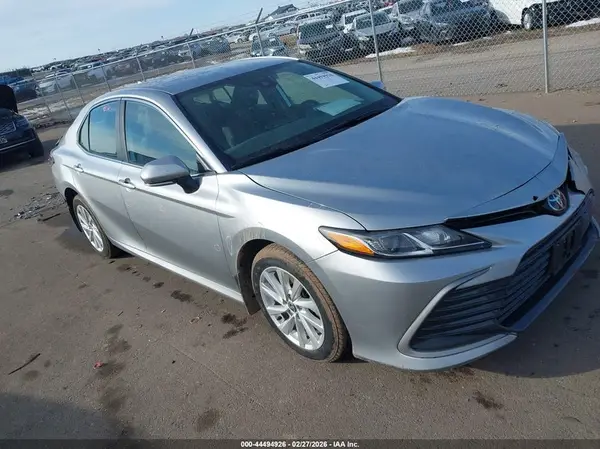 4T1R11AK0PU831958 2023 TOYOTA CAMRY - Image 1