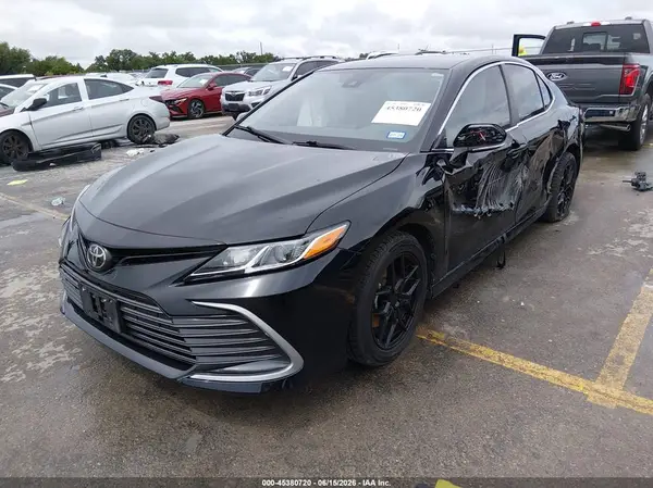 4T1R11AK0PU832009 2023 TOYOTA CAMRY - Image 2