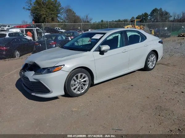 4T1R11AK0RU200369 2024 TOYOTA CAMRY - Image 2