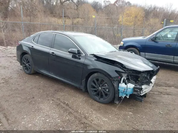 4T1R11AK0RU867295 2024 TOYOTA CAMRY - Image 1