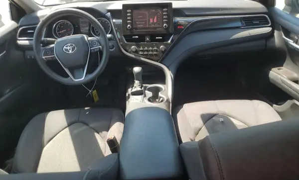 4T1R11AK1MU423027 2021 TOYOTA CAMRY - Image 8