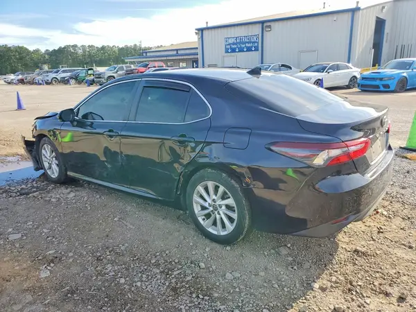 4T1R11AK1MU449577 2021 TOYOTA CAMRY - Image 2