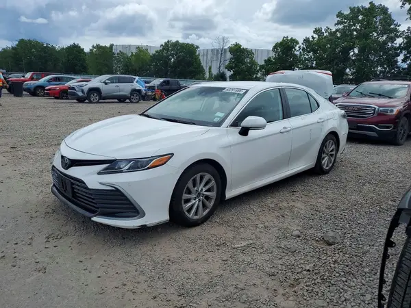 4T1R11AK1MU489450 2021 TOYOTA CAMRY - Image 1