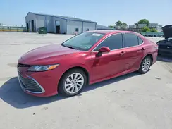 4T1R11AK1NU055983 2022 TOYOTA CAMRY