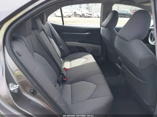 4T1R11AK1NU057099 2022 TOYOTA CAMRY - Image 8