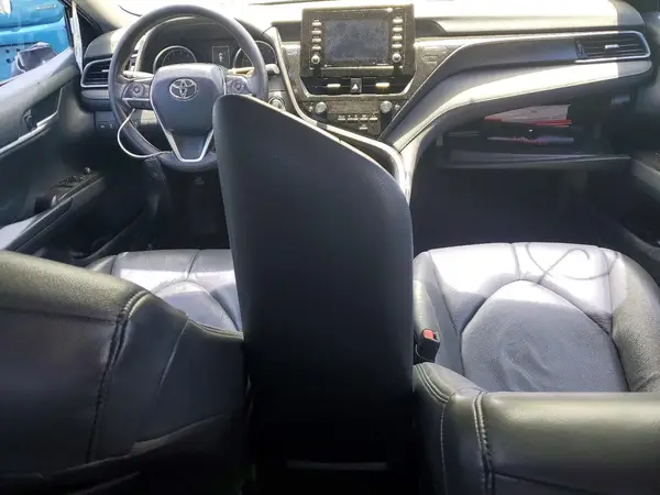 4T1R11AK1NU662157 2022 TOYOTA CAMRY - Image 8