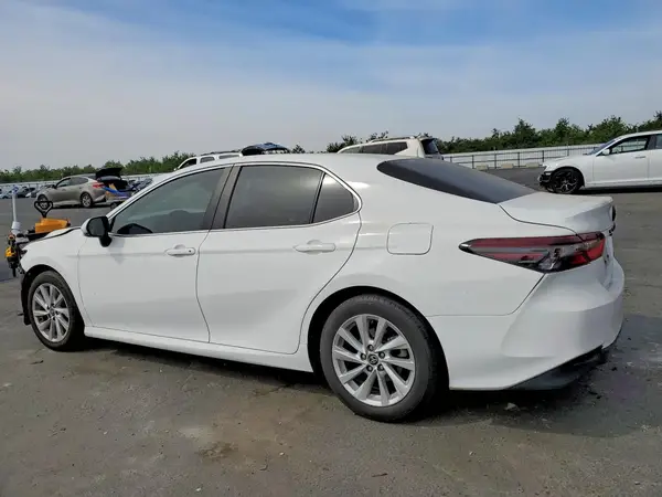 4T1R11AK1PU096861 2023 TOYOTA CAMRY - Image 2