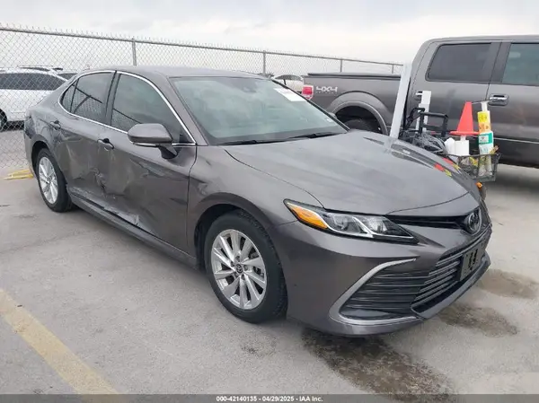 4T1R11AK1PU169839 2023 TOYOTA CAMRY - Image 1