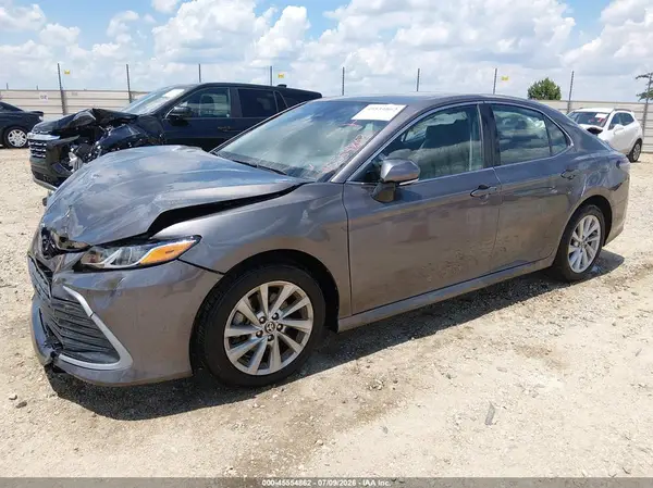 4T1R11AK1PU798064 2023 TOYOTA CAMRY - Image 2