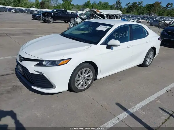 4T1R11AK1PU813775 2023 TOYOTA CAMRY - Image 2