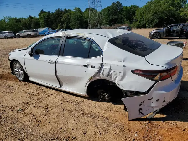 4T1R11AK1PU831421 2023 TOYOTA CAMRY - Image 2