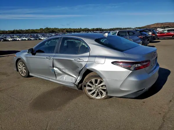 4T1R11AK1PU838076 2023 TOYOTA CAMRY - Image 2