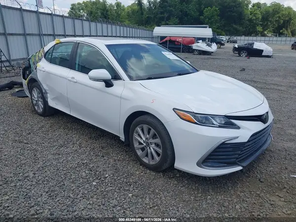 4T1R11AK1RU235809 2024 TOYOTA CAMRY - Image 1