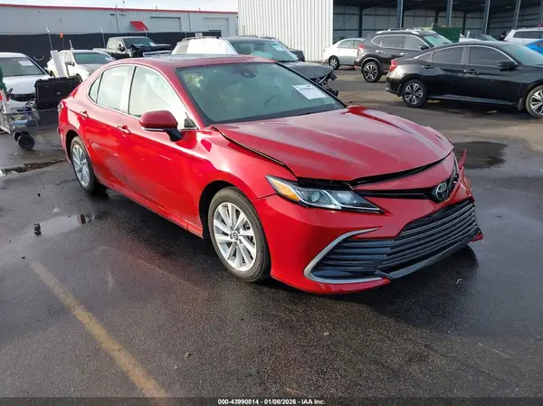 4T1R11AK1RU254568 2024 TOYOTA CAMRY - Image 1