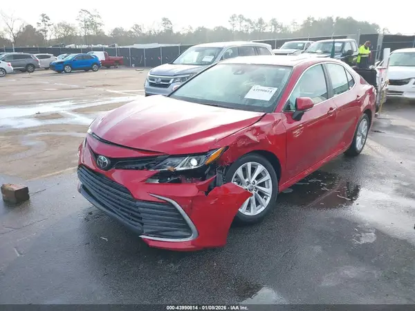 4T1R11AK1RU254568 2024 TOYOTA CAMRY - Image 2