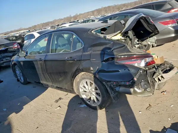 4T1R11AK1RU263349 2024 TOYOTA CAMRY - Image 2