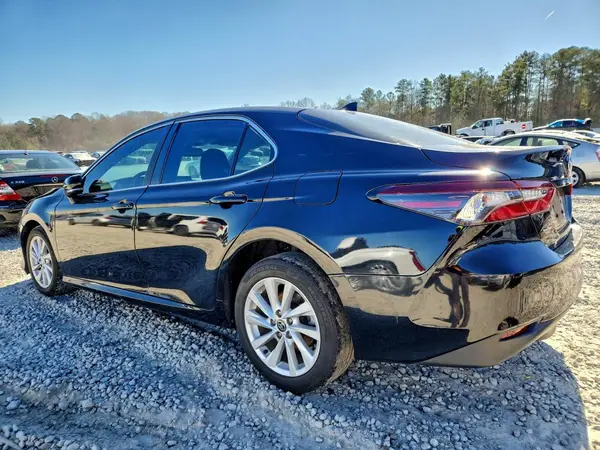 4T1R11AK1RU873784 2024 TOYOTA CAMRY - Image 2
