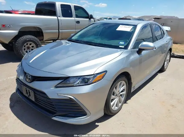 4T1R11AK1RU885322 2024 TOYOTA CAMRY - Image 2