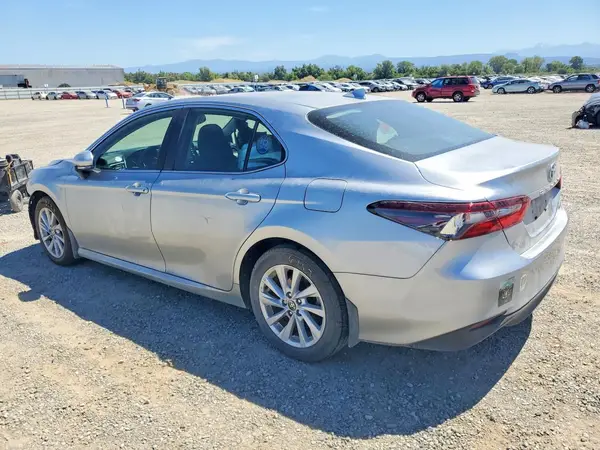 4T1R11AK1RU912275 2024 TOYOTA CAMRY - Image 2