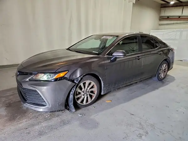 4T1R11AK2MU446803 2021 TOYOTA CAMRY - Image 1