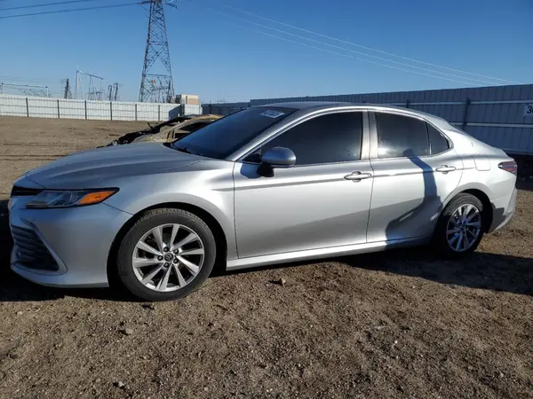 4T1R11AK2MU451094 2021 TOYOTA CAMRY - Image 1