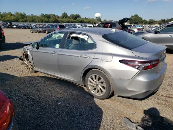 4T1R11AK2MU525758 2021 TOYOTA CAMRY - Image 2