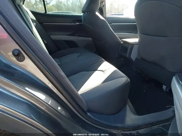 4T1R11AK2MU543001 2021 TOYOTA CAMRY - Image 8
