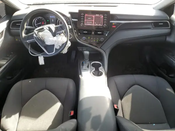 4T1R11AK2MU557593 2021 TOYOTA CAMRY - Image 8