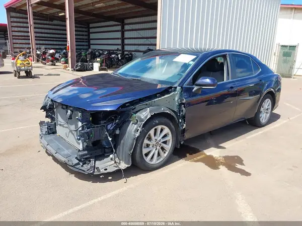 4T1R11AK2MU599360 2021 TOYOTA CAMRY - Image 2