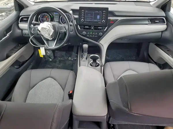 4T1R11AK2MU601625 2021 TOYOTA CAMRY - Image 8