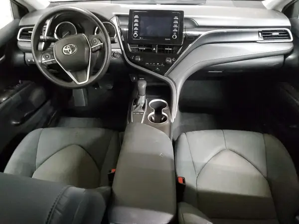 4T1R11AK2NU684538 2022 TOYOTA CAMRY - Image 8