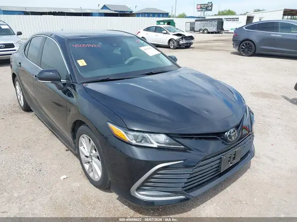 4T1R11AK2PU090339 2023 TOYOTA CAMRY - Image 1