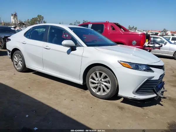 4T1R11AK2PU102022 2023 TOYOTA CAMRY - Image 1