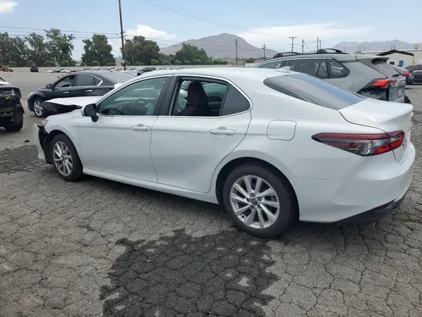 4T1R11AK2PU124327 2023 TOYOTA CAMRY - Image 2
