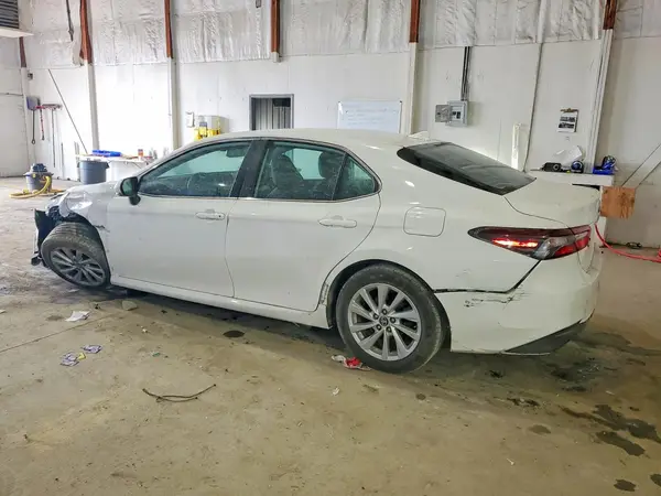 4T1R11AK2PU127468 2023 TOYOTA CAMRY - Image 2