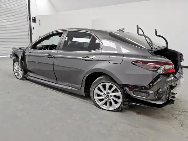 4T1R11AK2PU727620 2023 TOYOTA CAMRY - Image 2