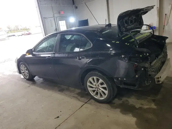 4T1R11AK2PU752467 2023 TOYOTA CAMRY - Image 2