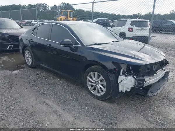 4T1R11AK2PU831668 2023 TOYOTA CAMRY - Image 1