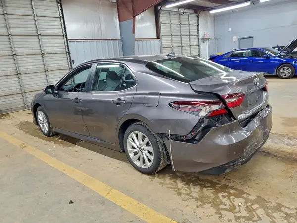 4T1R11AK2RU190394 2024 TOYOTA CAMRY - Image 2