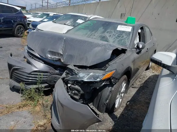 4T1R11AK2RU877651 2024 TOYOTA CAMRY - Image 2