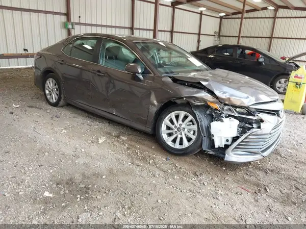 4T1R11AK2RU911927 2024 TOYOTA CAMRY - Image 1