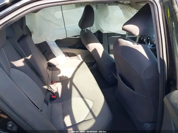 4T1R11AK3MU549714 2021 TOYOTA CAMRY - Image 8