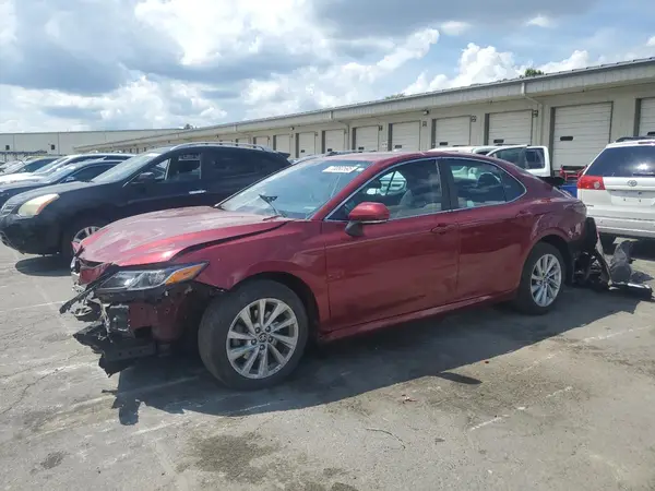 4T1R11AK3MU569316 2021 TOYOTA CAMRY - Image 1