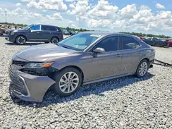 4T1R11AK3NU647112 2022 TOYOTA CAMRY